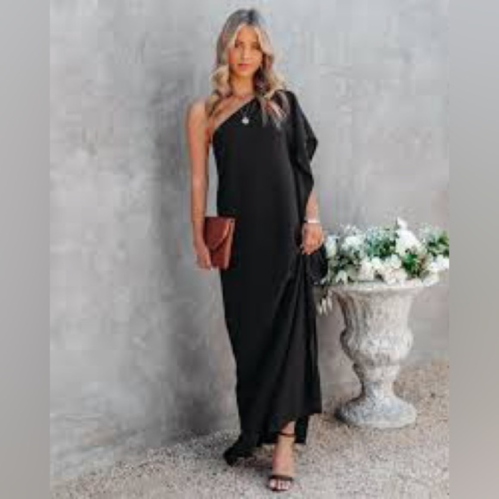 VICI black one shoulder maxi dress